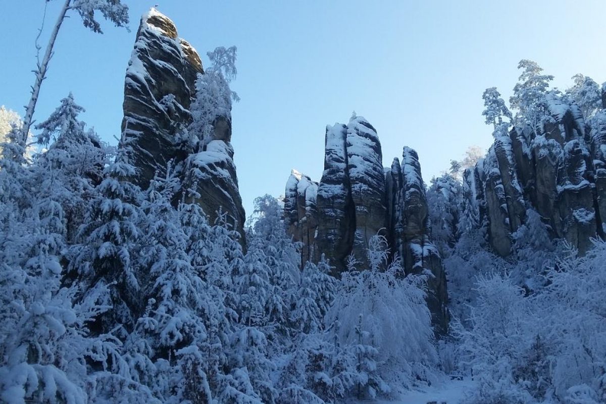 Hiking Czech Republic in winter (2) Hiking Czech Republic in winter (2)